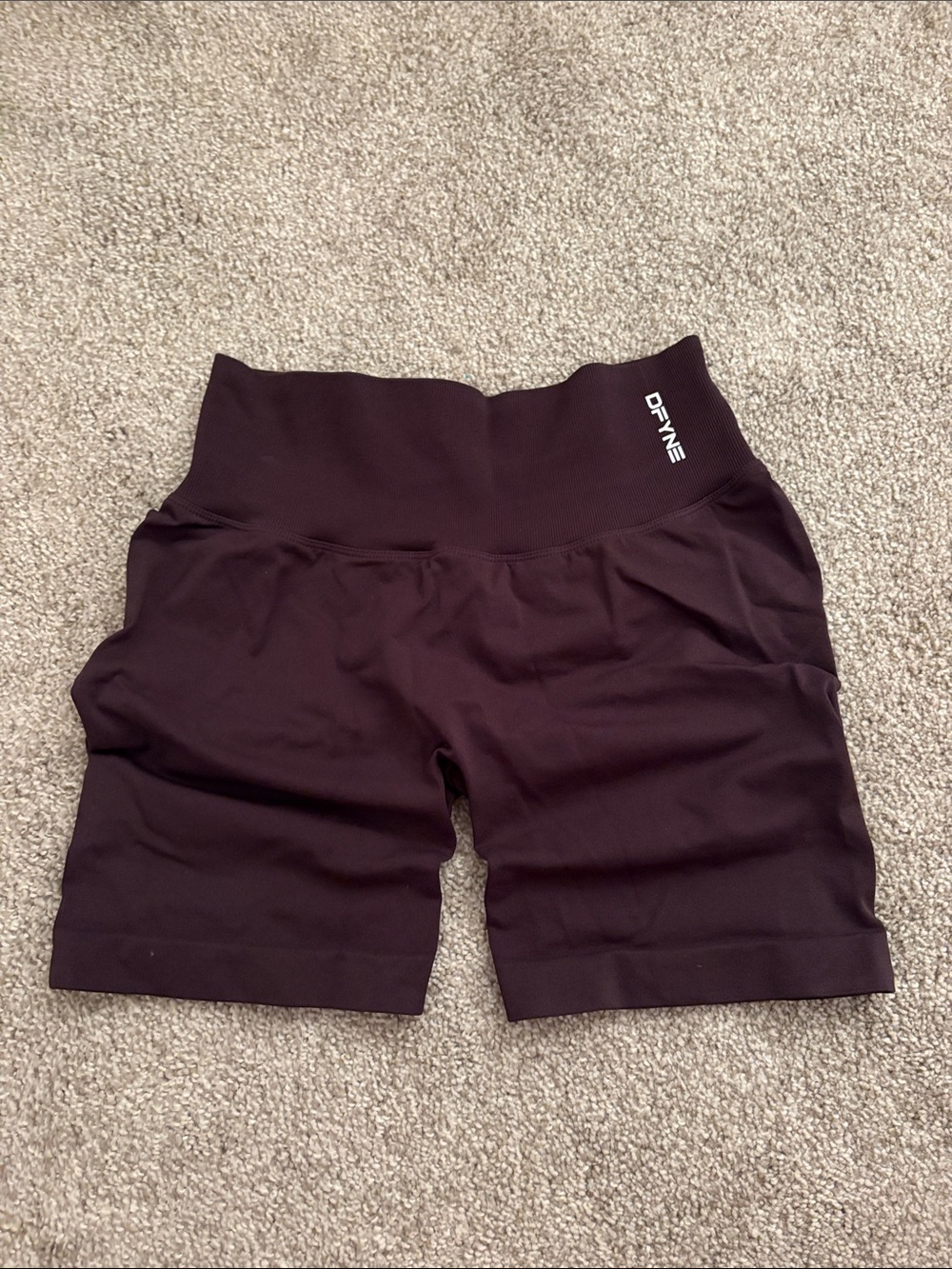 DFYNE Women's Defy Biker Shorts in Chestnut